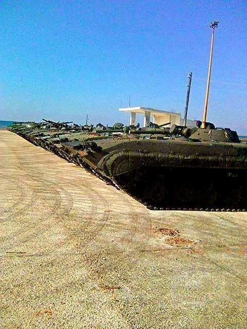 «Сирийским экспрессом» прибыла новая партия БМП-1 из России
