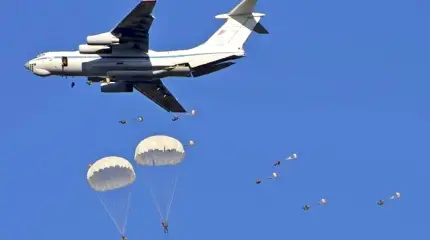 Тысячи новобранцев ВДВ по всей стране прыгают с парашютом