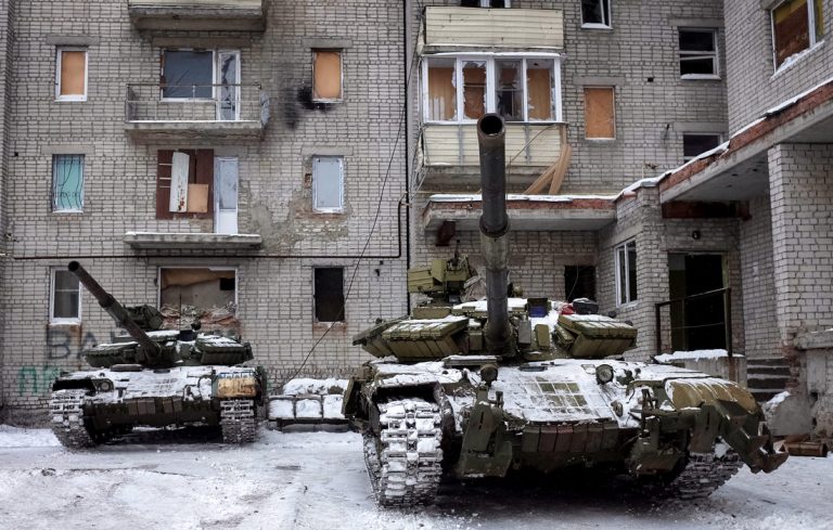 В гражданских войнах не бывает красных линий