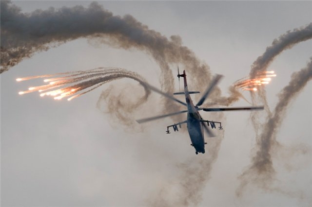 В Сирии "летающие танки" Ми-25 обрушили на боевиков бомбы