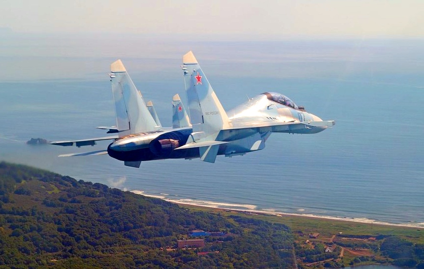 Су-30СМ уничтожил колонны «Джебхат ан-Нусры» на севере Хамы