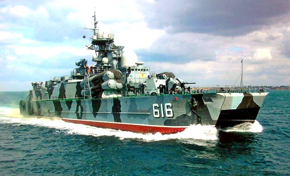Ракетный корабль «Самум» в одиночку отразил «вражеское нападение»