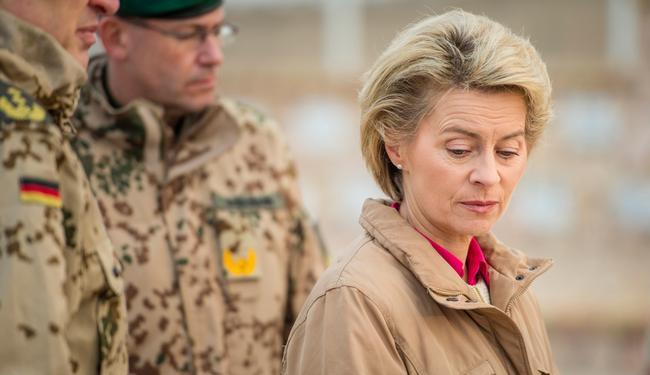 Как министр обороны ФРГ Урсула фон дер Ляйен поссорилась с немецкой армией