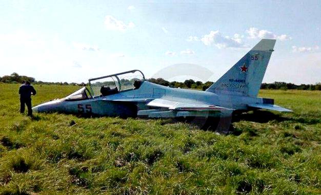 Второй за день Як-130 совершил аварийную посадку