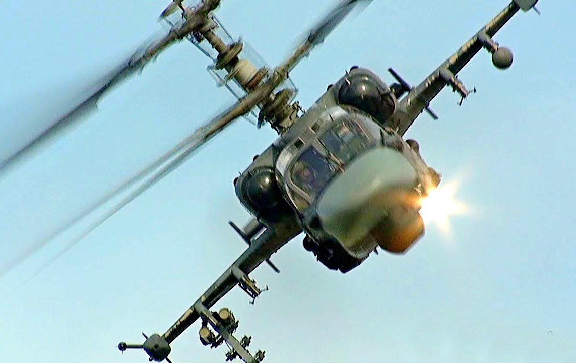 Вертолет Ка-52 обстрелял себя из своей же пушки и получил повреждения