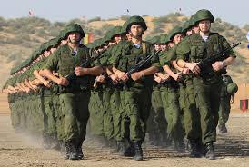 Военным РФ могут увеличить минимальный срок выслуги до 25 лет