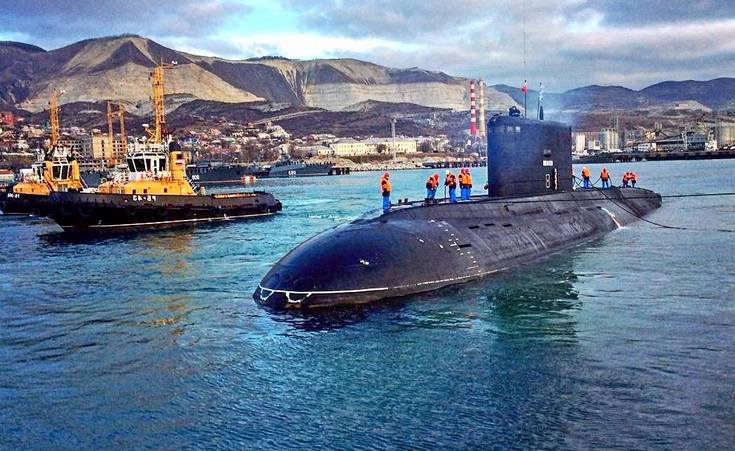 Новейшие подлодки ВМФ вошли в Средиземное море