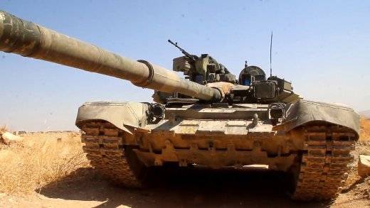 Единственный в Сирии Т-90К(21-8) почти год сражается с боевиками