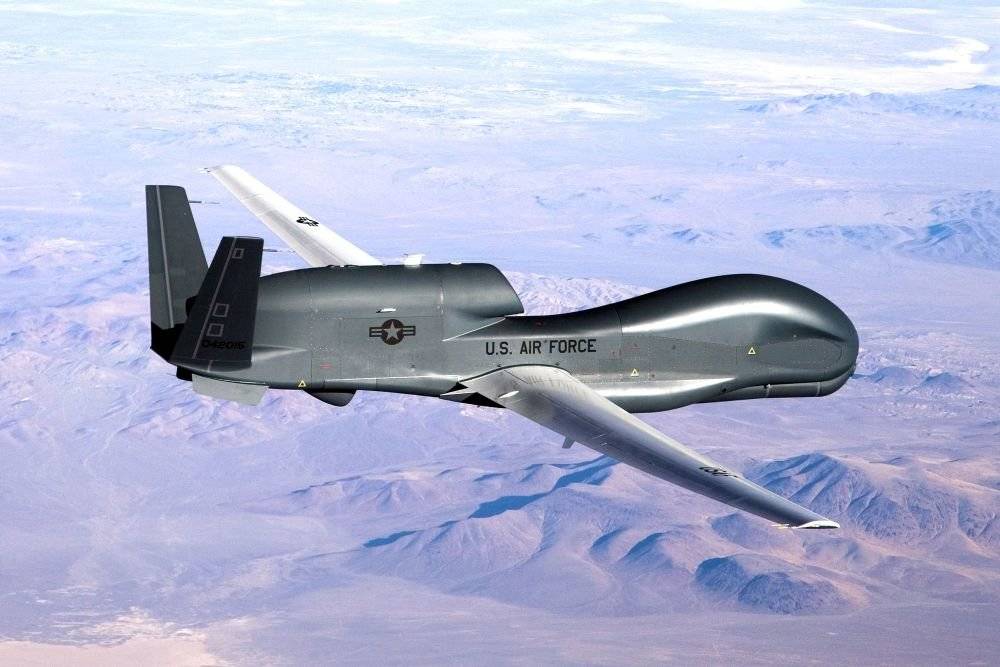 Стратегический беспилотник США снова замечен над Донбассом