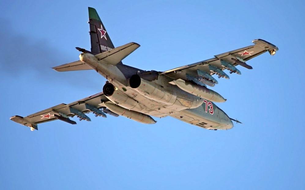 Боевики засняли, как Су-25 выдержал попадание из крупнокалиберной зенитки