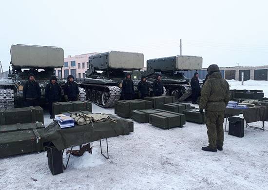 Появились первые фото модернизированных ТОС-1А в частях ЦВО