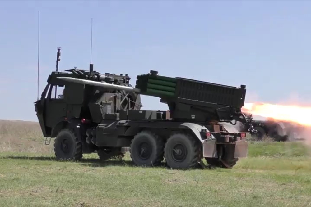 Ударная мощь: "КазГрад" отстрелялся на боевом параде