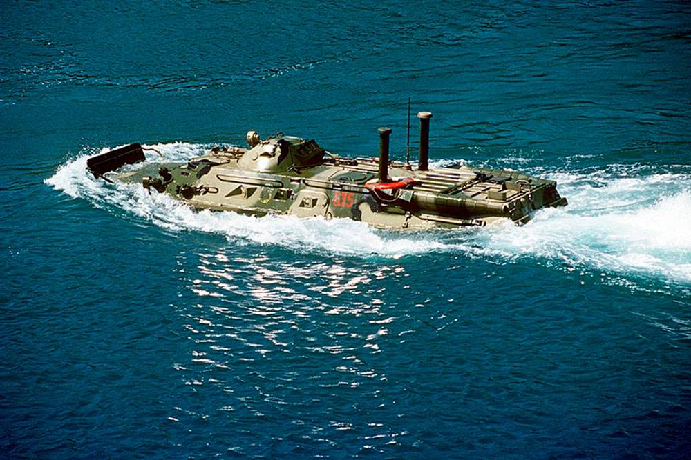 БТР-80 отличились на учениях в Алжире