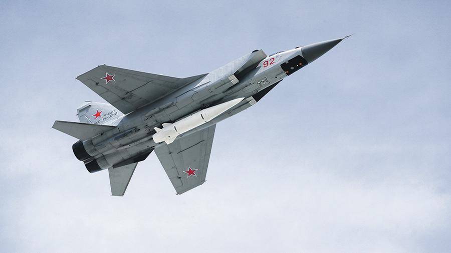 «Кинжал» доверили новому носителю