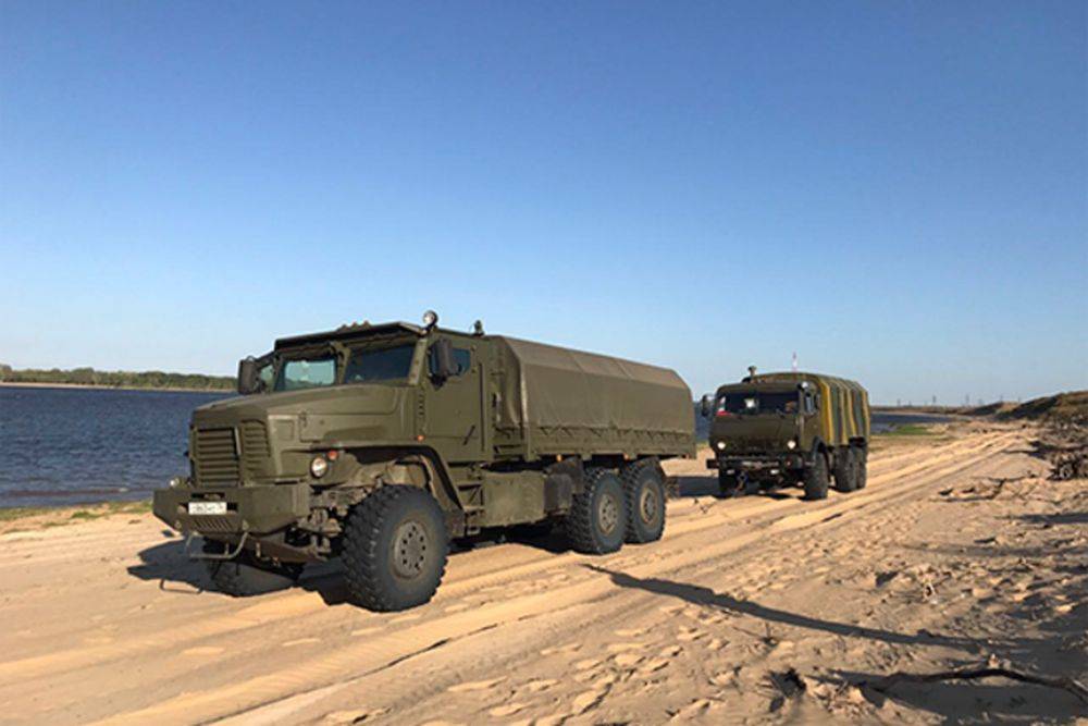 Автомобили "Торнадо" начнут поступать в войска в 2018 году