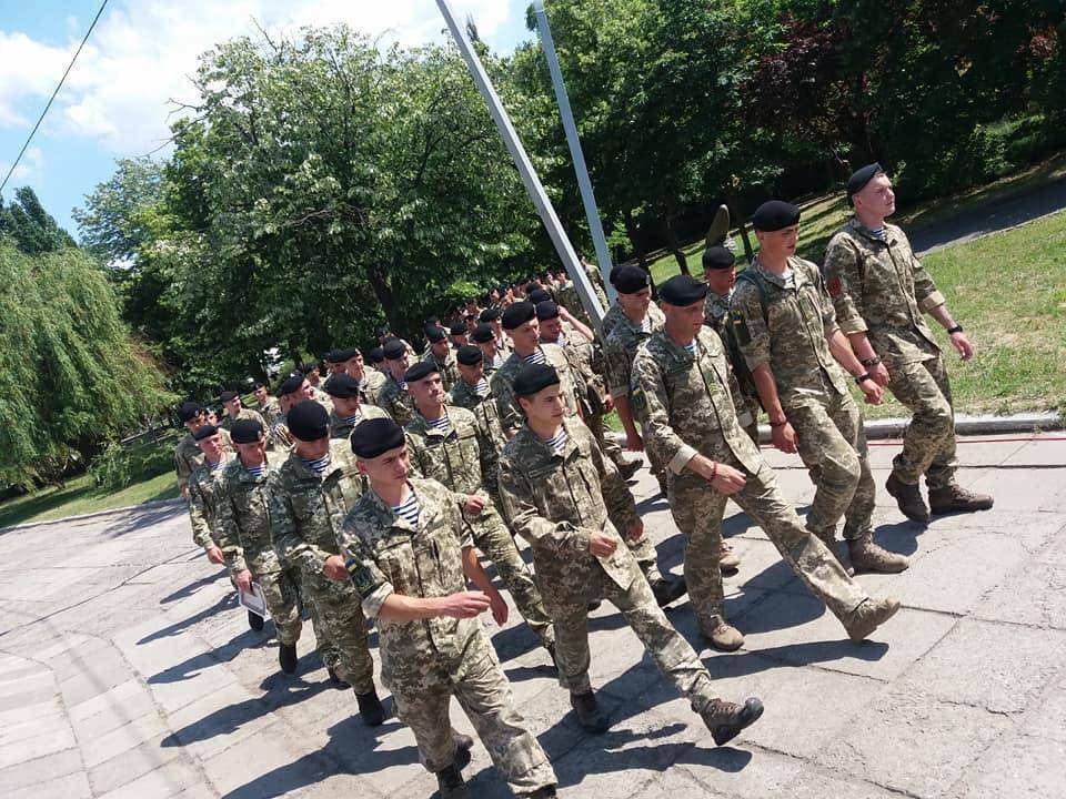 За что уважать украинских военных?