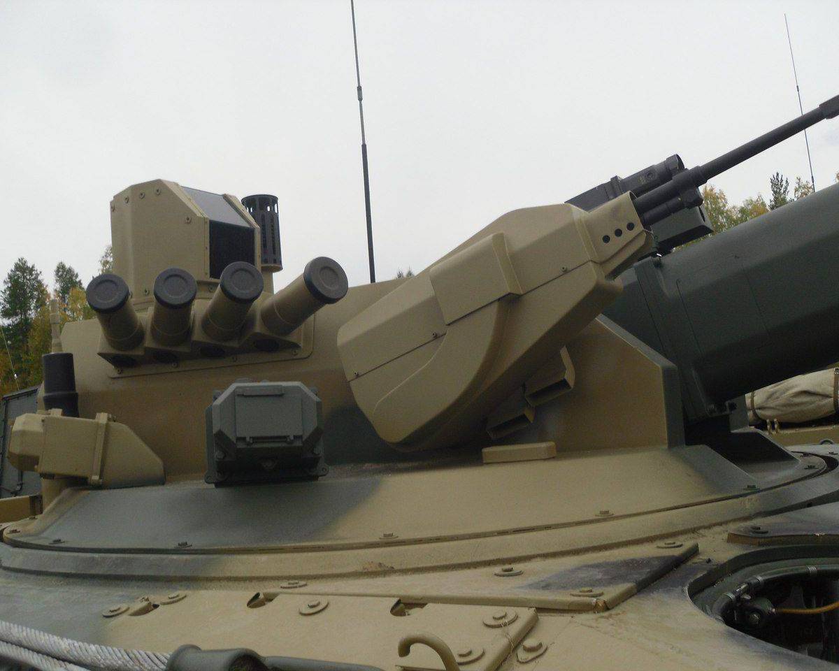 Новый боевой модуль АУ-220М, установленный на БМП-3, проходит испытания