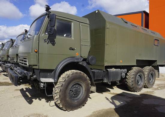 8 новейших полевых автокухонь ПАК-200М-04 поступили в ЦВО