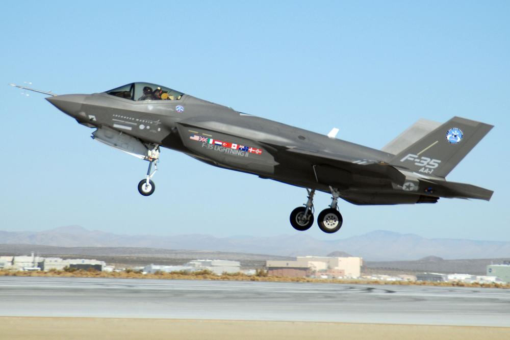 F-35 против Су-57: какой истребитель лучше выбрать Турции