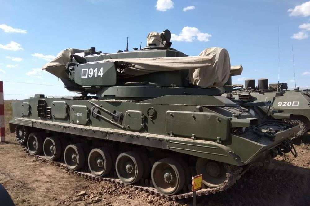 Новая версия зенитного комплекса "Тунгуска" поступила в части ЮВО