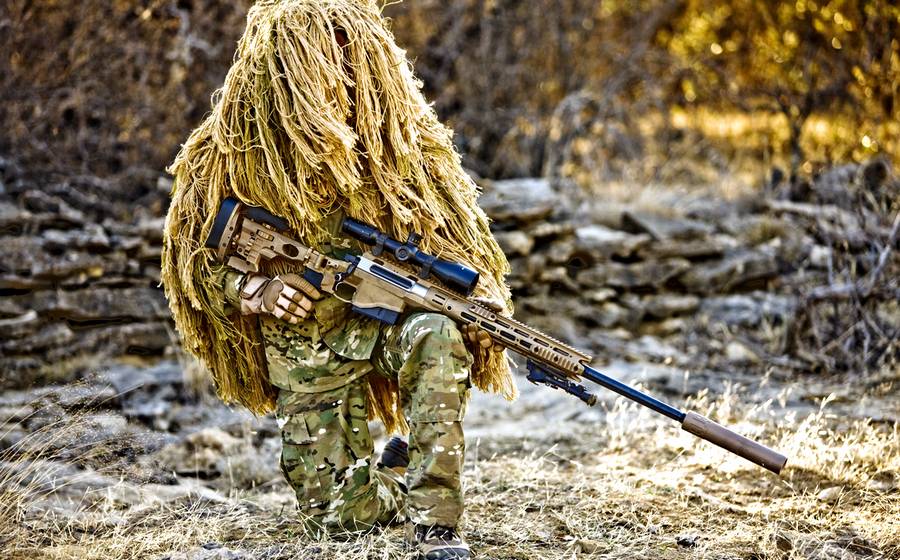 На украинских военных в Донбассе охотятся, как на слонов