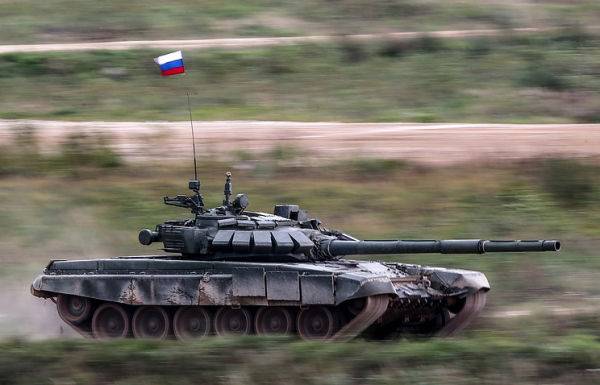 Под Смоленском формируются танковый и мотострелковый полки