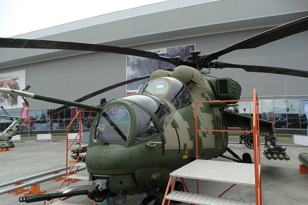 "Длинная рука": Ми-35М сможет поражать танки на дистанции в 10 км
