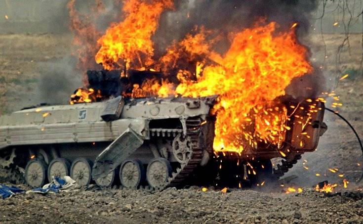 Новый взрыв на Украине: уничтожено 4 БМП, погиб один каратель