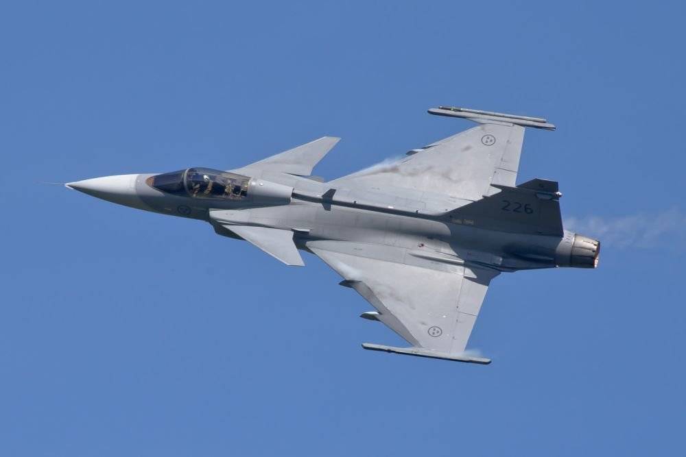 Не жилец: в США оценили шансы Gripen против российского Су-30
