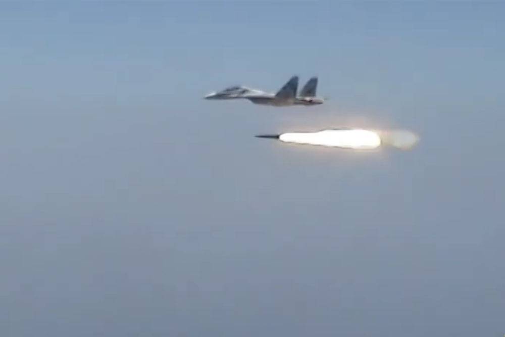 Предупреждение агрессорам: Су-30МК2V Венесуэлы запустил ракету Х-31