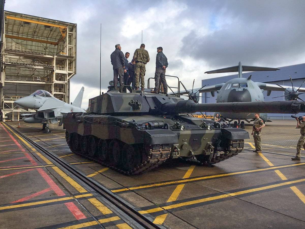 Сможет ли обновленный Challenger 2 LEP конкурировать с Т-14 "Армата"