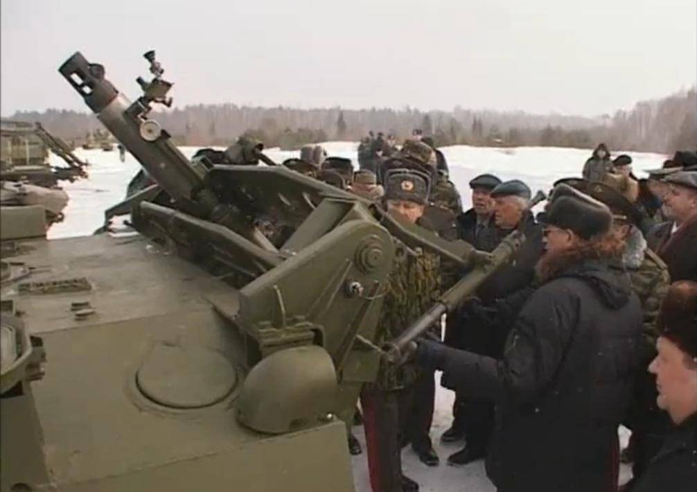 Боевой трансформер: как превратить БТР или БМП в самоходный миномет