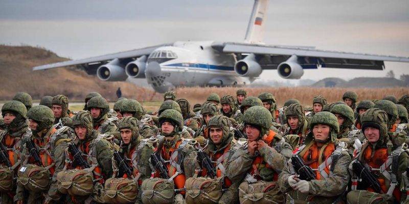 Дружить армиями