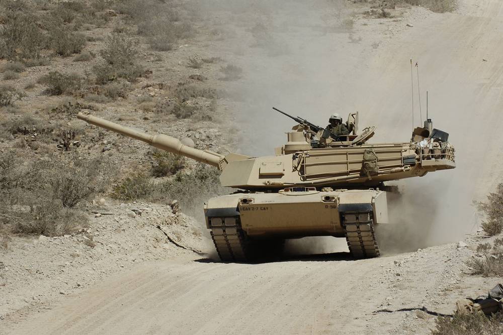 Обновленный Abrams сравнили с российскими танками в Германии