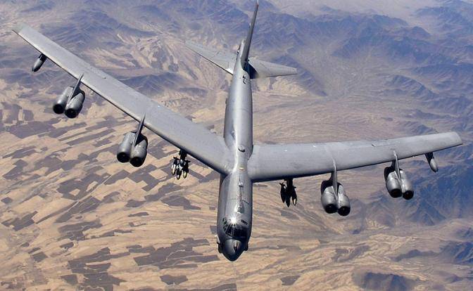 Бородатые партизаны «завалили» легенду Америки — бомбардировщик В-52