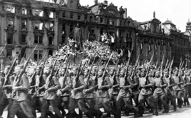 Особый месяц: От мая 1941 до мая 1945-го