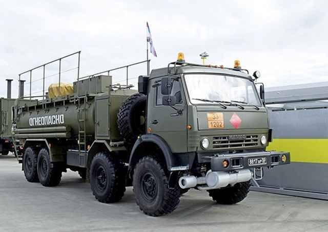 Для армии созданы уникальные автозаправщики с самозатягивающимися емкостями