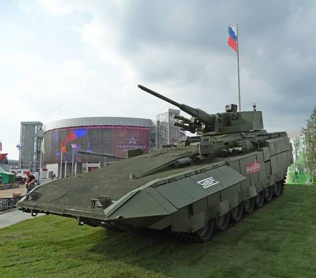 Спасти бойцов: Т-15, "Курганец", "Бумеранг" вместо "братских могил пехоты"