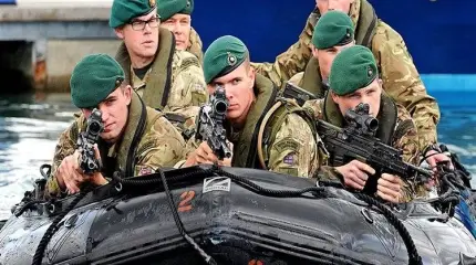 Британская морская пехота оставила армию Сирии без топлива