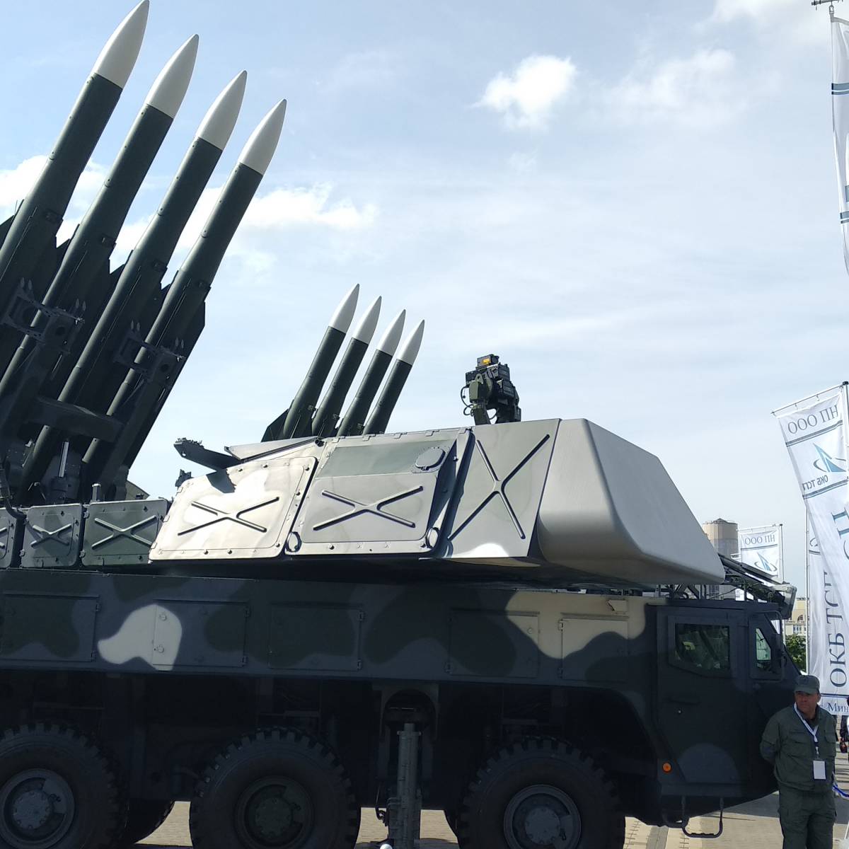 Обеспечит ли белорусский ВПК безопасность страны?
