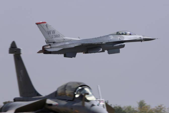 В Индии 41-летний F-16 выигрывает у новейшего российского МиГ-35