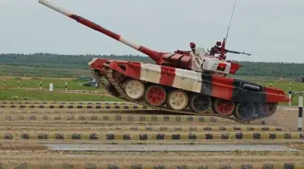 Почему некоторые экипажи Т-72Б3 так бездарно мажут на "Танковом биатлоне"