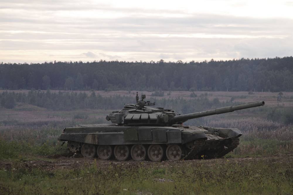 Не только Т-62: на учениях замечены Т-72А и Т-72АВ