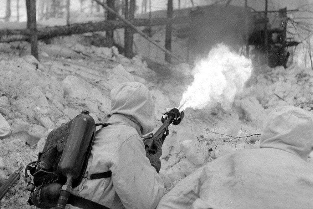 Советский напалм: как воевали огнеметные роты РККА