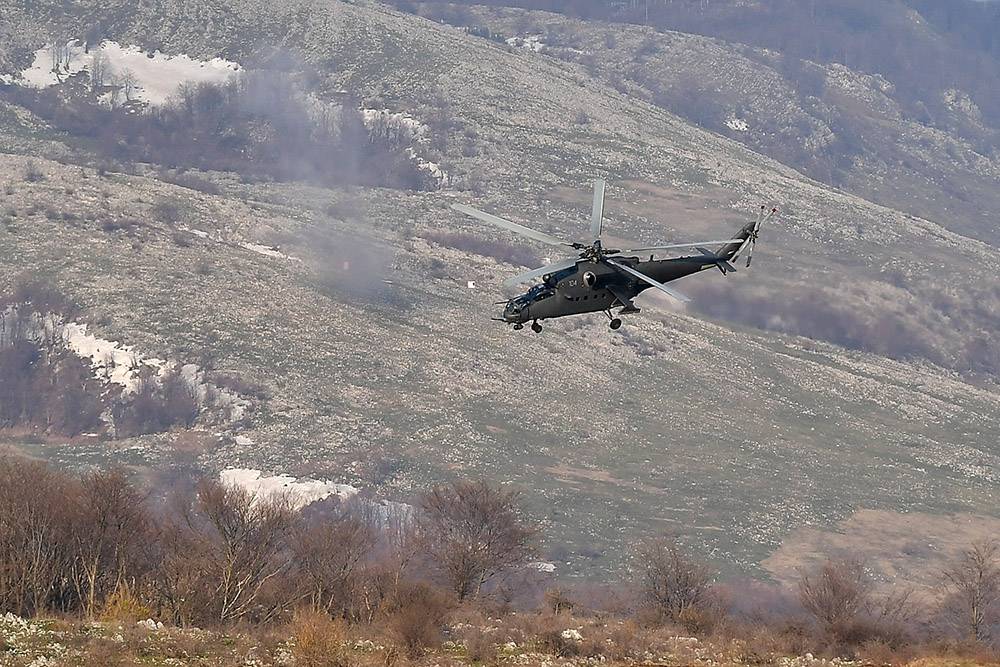 Видео: российские "летающие танки" показали боевую мощь в Сербии
