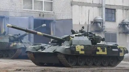 Украинский модернизированный танк Т-72 успешно прошел подводные испытания