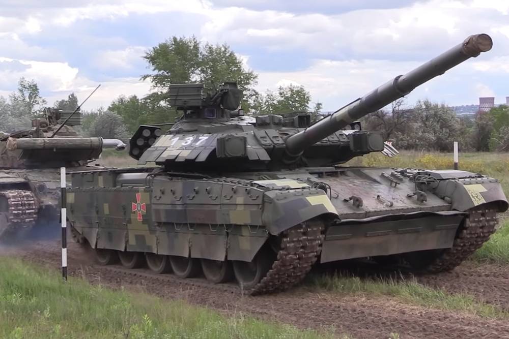 Дорогостоящий "трактор": на Украине нашли применение танкам Т-84