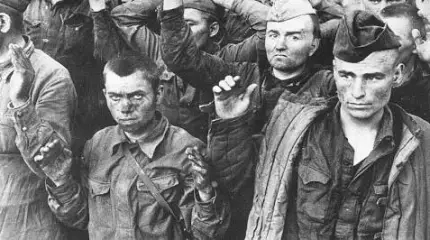 Как гитлеровцы пытались убедить красноармейцев сдаваться в плен или расходиться по домам: из истории ВОВ