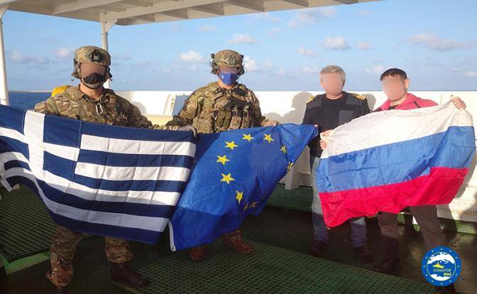 Что случилось с российским военным судном «Адлер»? Его задержали?