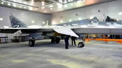 В США причиной провала F-35 назвали Су-57